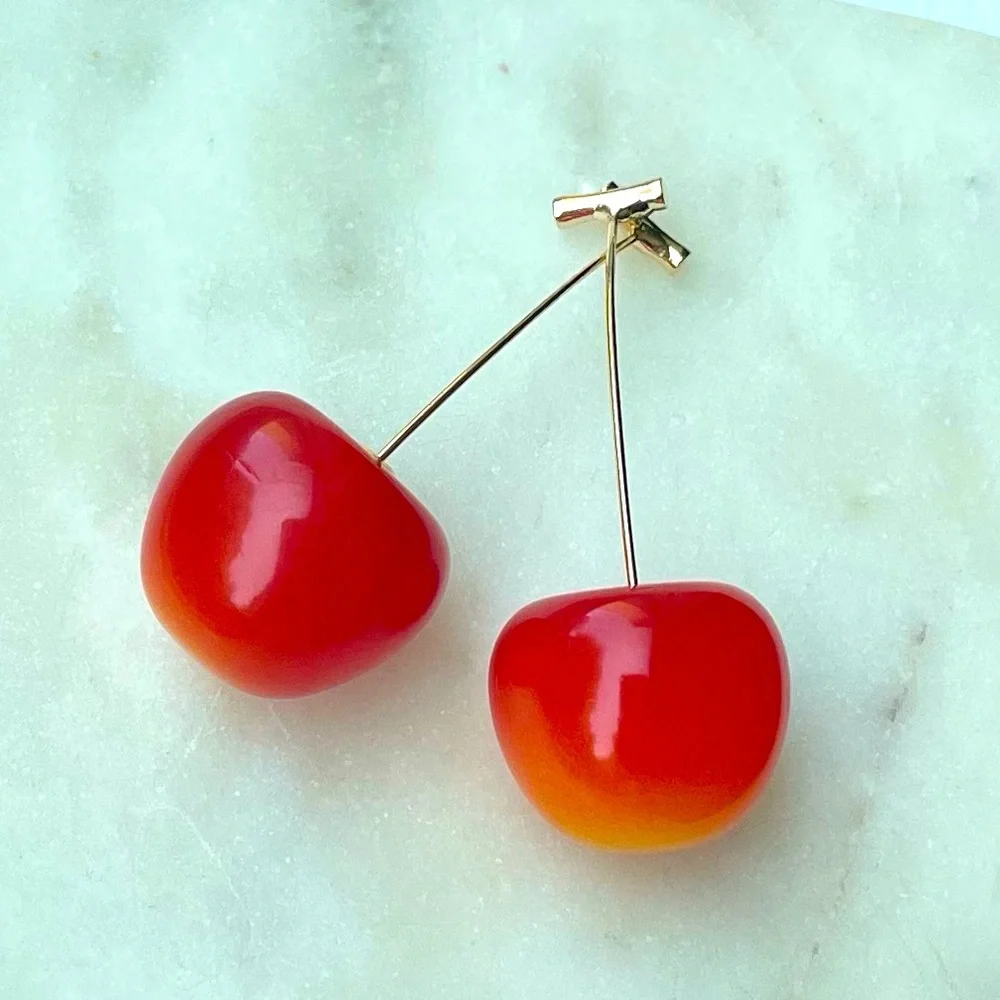 🍒 Urban Outfitters Cherry Season Dangle Earrings